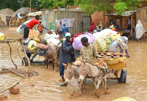 Le ministre en charge de la gestion des catastrophes sur plusieurs sites à Niamey pour constater les mesures prises suite aux inondations